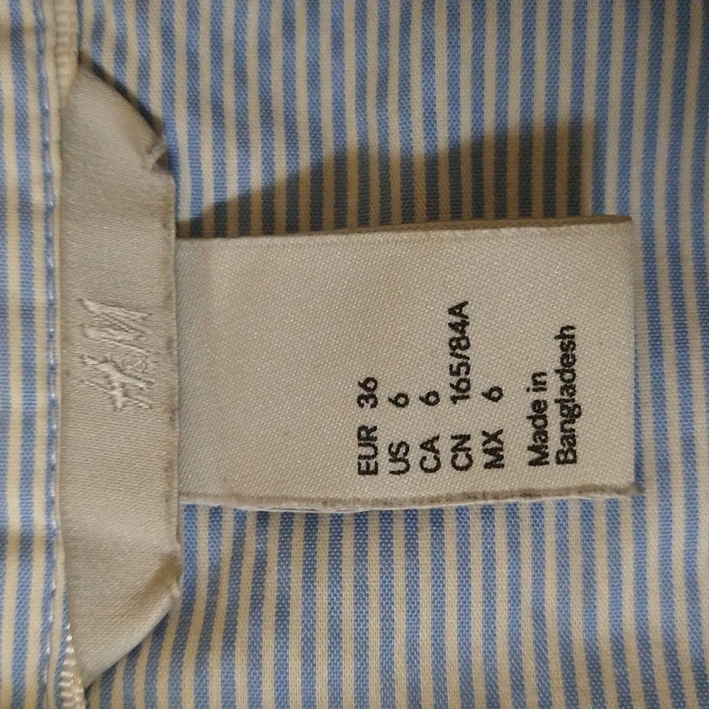 Women's H&M Button Down Long Sleeve Blouse - Picture 3 of 3